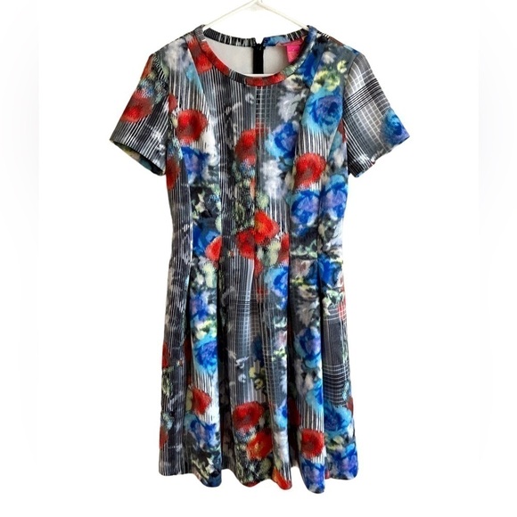 Catherine Malandrino Pleated Abstract Dress
 • Used • Size: 4 - Picture 1 of 5